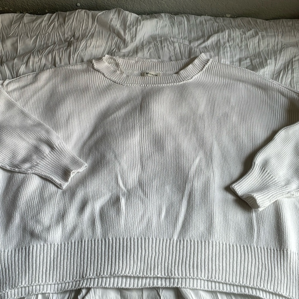 Vici sweater by Miracle size Large